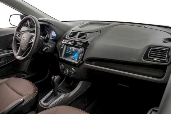 Chevrolet Cobalt 2 – бюджетный автомобиль среднего класса