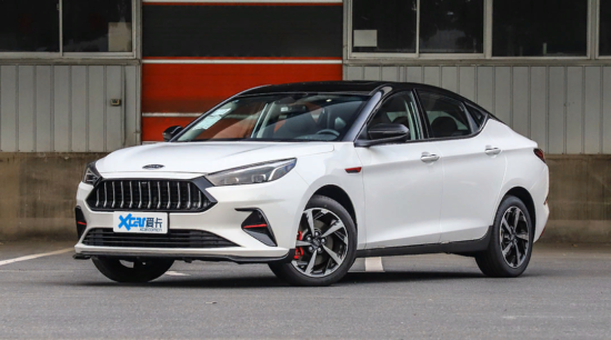 JAC J7: преимущества и недостатки