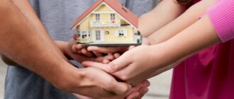 Передача доли в квартире родственнику безвозмездно