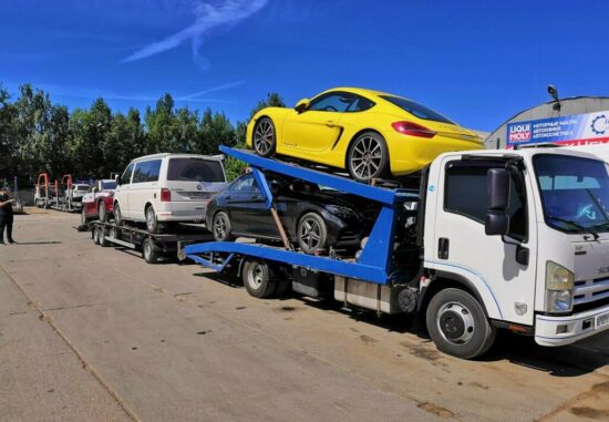 Как безопасно и удобно перевезти автомобиль автовозом?