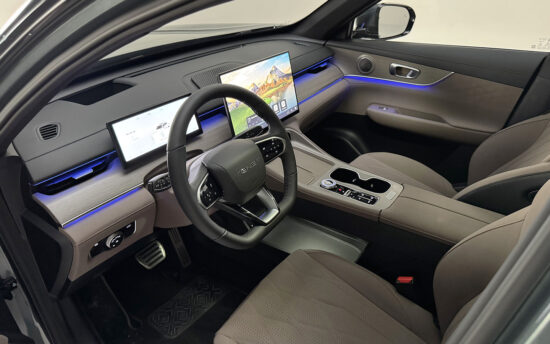 Локализация по-русски: между китайскими моторами и отечественными амбициями