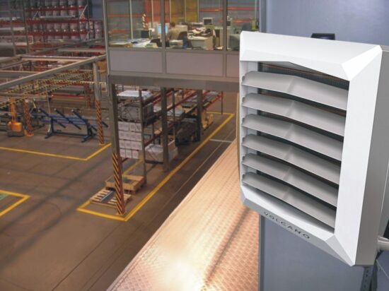 Водяные тепловентиляторы: эффективное решение для промышленного отопления